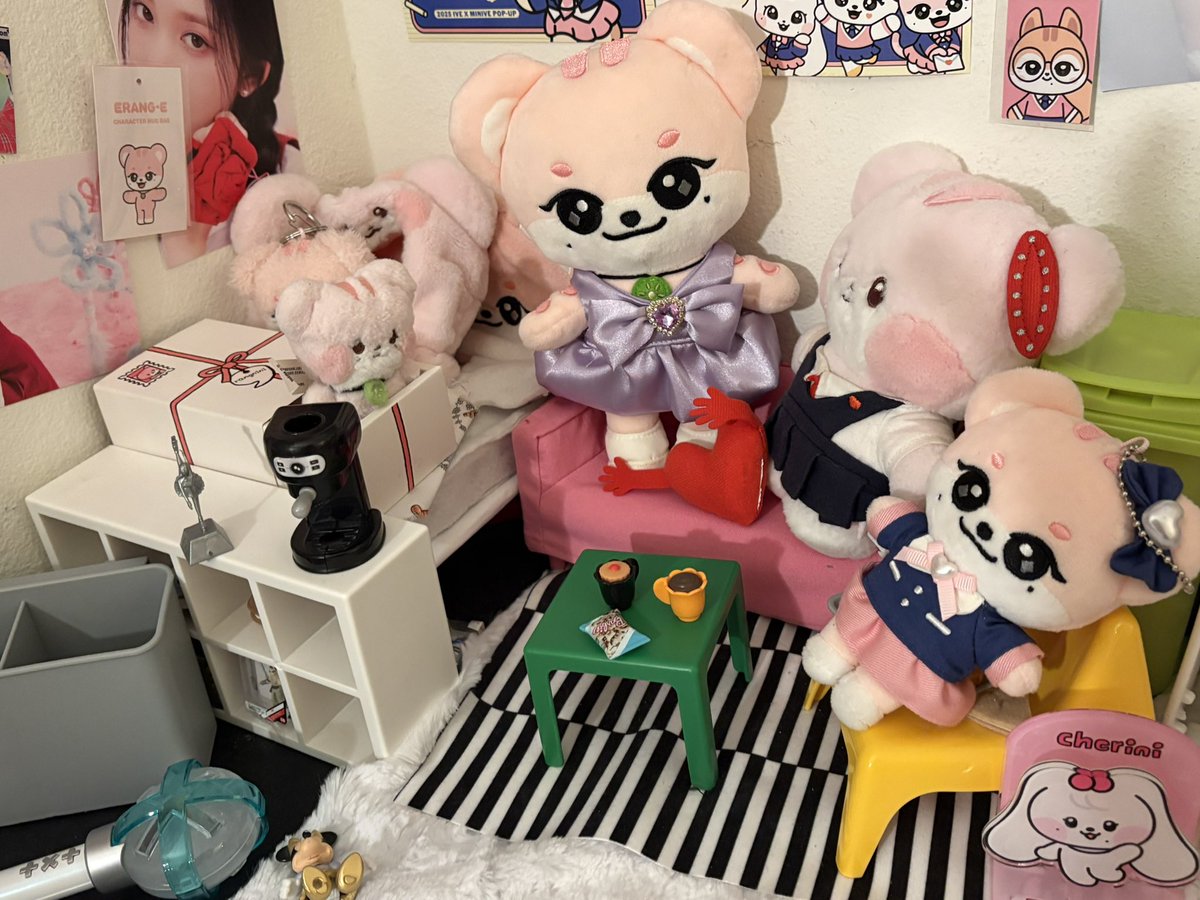 AndersonAh29296's tweet photo. 이아이들 파티 #이랑이#미니브#아이브#이서 https://t.co/3GucOgJrLv
