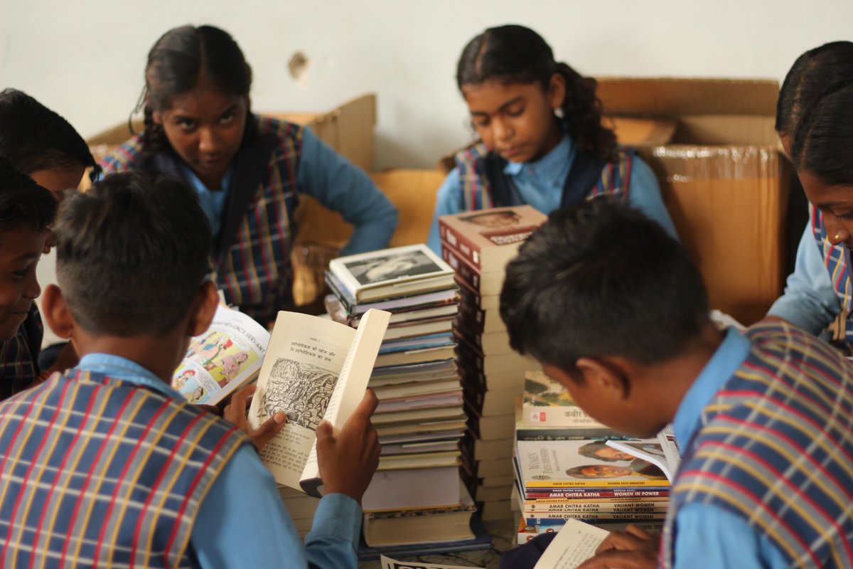 Ahambhumika's tweet photo. On the outskirts of Bhopal, we’re building a small Rural Library for village students. 📚💛 Every book donated opens a new world for them.
If you have Hindi or simple English books lying unused, gift them a new life—help us light up young minds. 🌿 #BooksForChange https://t.co/zcRlvLc2cQ