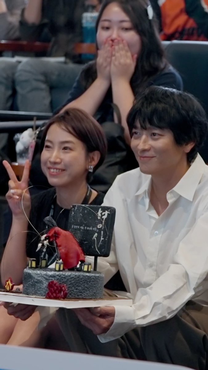 gdw_th's tweet photo. 2025.09.20 คังดงวอน ฮาจีวอน และผู้กำกับอีมยองเซ จากภาพยนตร์ Duelist (형사) ในงาน Community BIFF (커뮤니티비프)
https://t.co/fRmUs2ZYzR
#부산국제영화제 #BIFF2025
#커뮤니티비프 #CommunityBIFF
#강동원 #GangDongWon #คังดงวอน https://t.co/CPAQGLRVcR