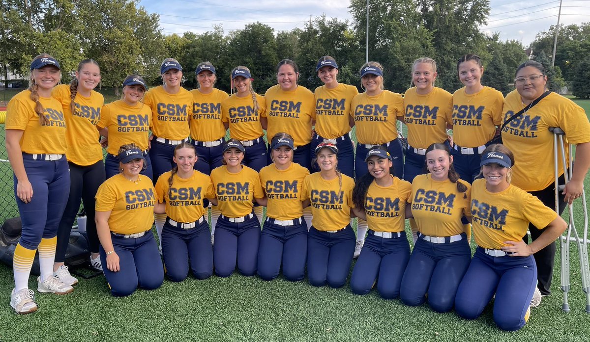 CSMFlamesSB's tweet photo. Thanks to Bellevue and Northeast CC for letting us crash your softball party on such short notice today! We appreciated being able to get some innings in after our road trip was canceled. Great weather night and great competition. ❤️🔥🥎 @BruinsSoftball1 @NortheastCCSB https://t.co/2IzRSYTRX1