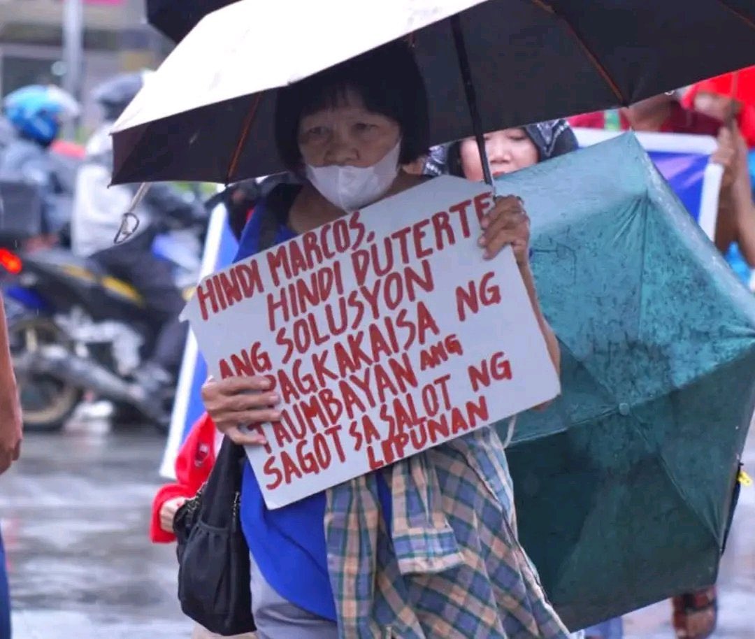 tzujuliee's tweet image. walang mali sa protesta, may protesta dahil may mali! 

LAGI'T LAGI PARA SA BAYAN! ✊

#BahaSaLuneta #TrillionPesoMarch