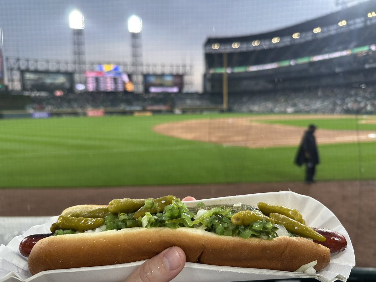 SlushRinger's tweet photo. My Happy Place! Go Go White Sox! https://t.co/Icl1pzcZ6Z