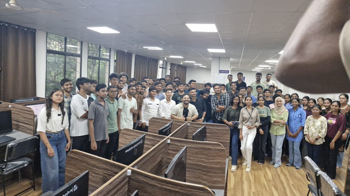 pawar_shweta027's tweet image. What an amazing first day at the Mini Hackathon! 🌟
Loved collaborating, learning, and building on Shardeum.
Excited to continue and see all the innovative projects tomorrow! 💻✨
@Yash__Balpande @nikhil_aparajit @shardeum
#ProofOfCommunity #MiniHackathon