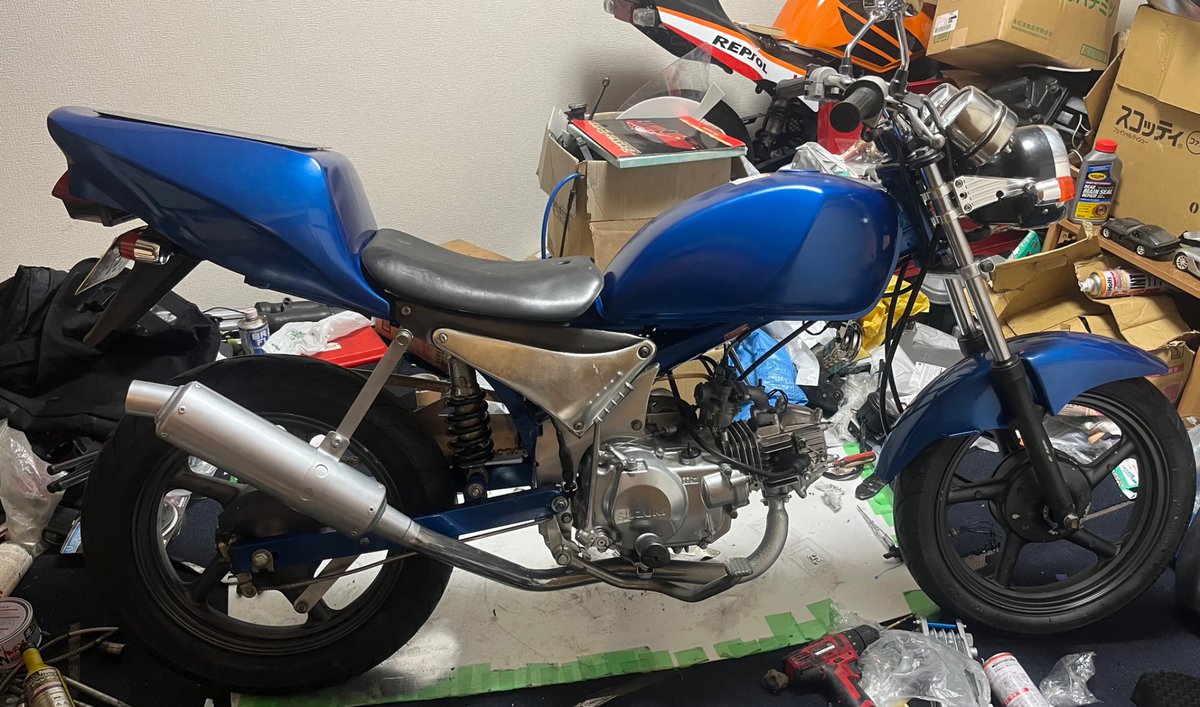 nekocat_8000's tweet image. がーこ50仮完成😊

エンジン、灯火類もok、試乗が楽しみだばい。

#GS50 #グース350 #グース250 #グース50 #スズ菌