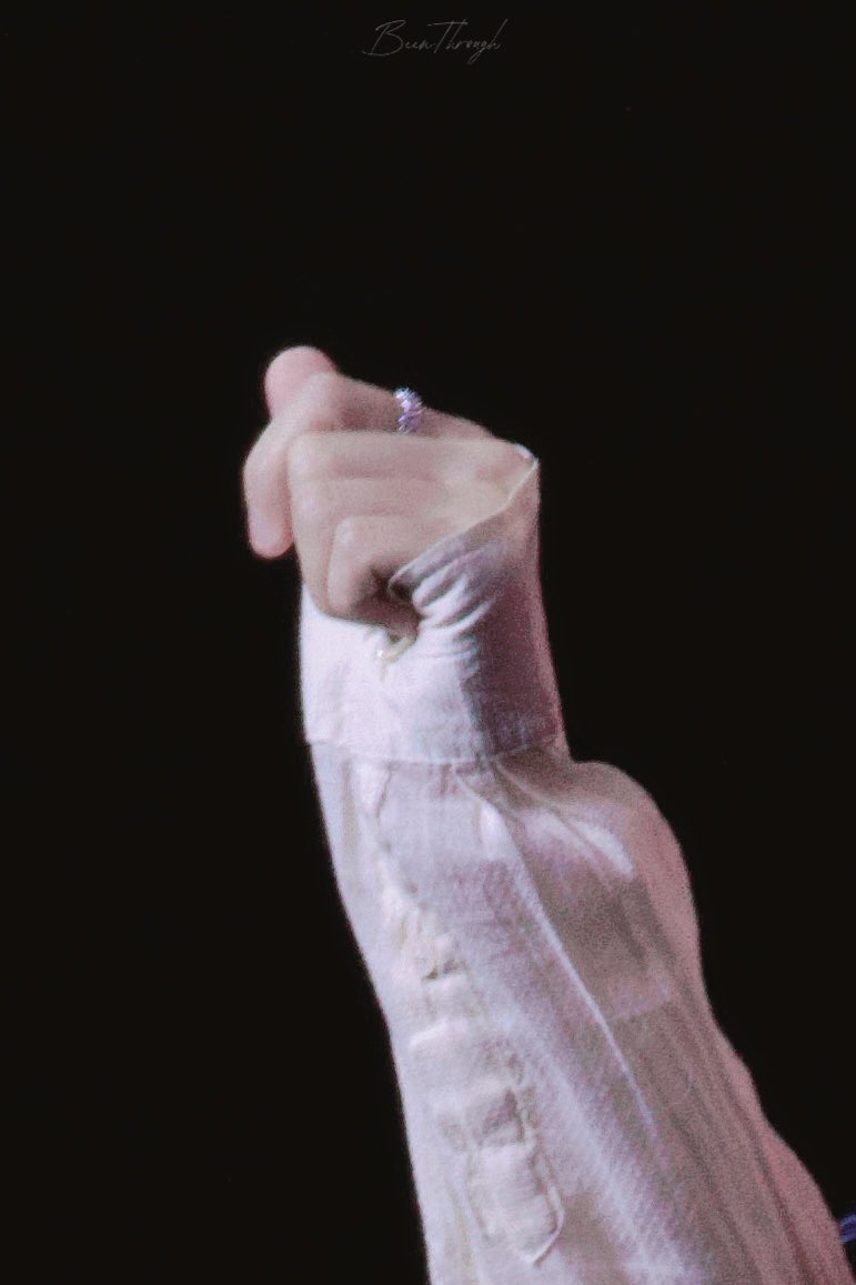 beenthroughdks's tweet image. 20250920 「DO it !」in Macau

🌷Princess……？💕kiyowo

#DOit_inMacau 
#경수 #디오 #도경수 #KYUNGSOO #DO (D.O.) #Dohkyungsoo #都暻秀 #ド・ギョンス 
@companysoosoo_