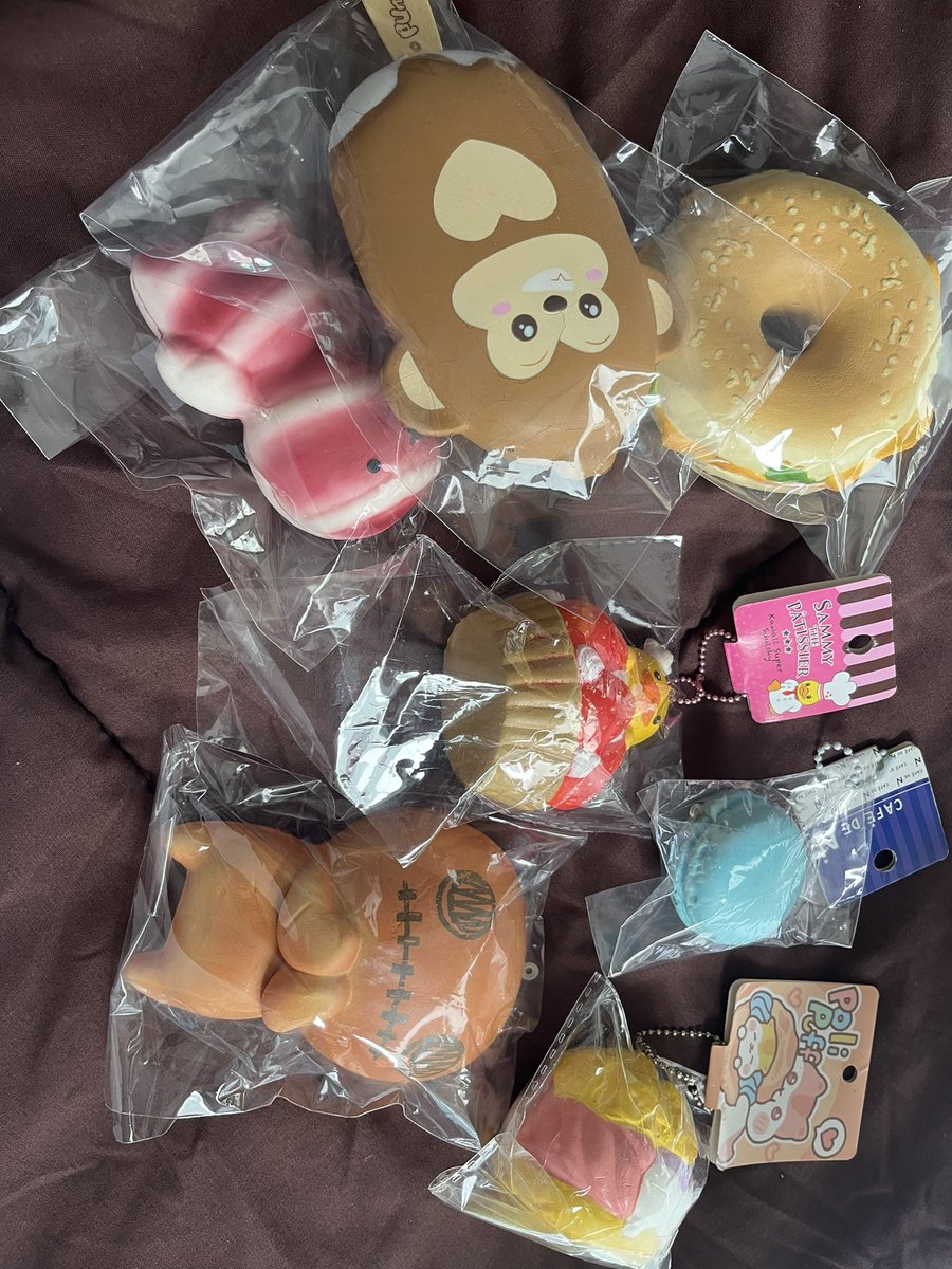 WTS SQUISHY

#salesquishy #squishy #wtssquishy