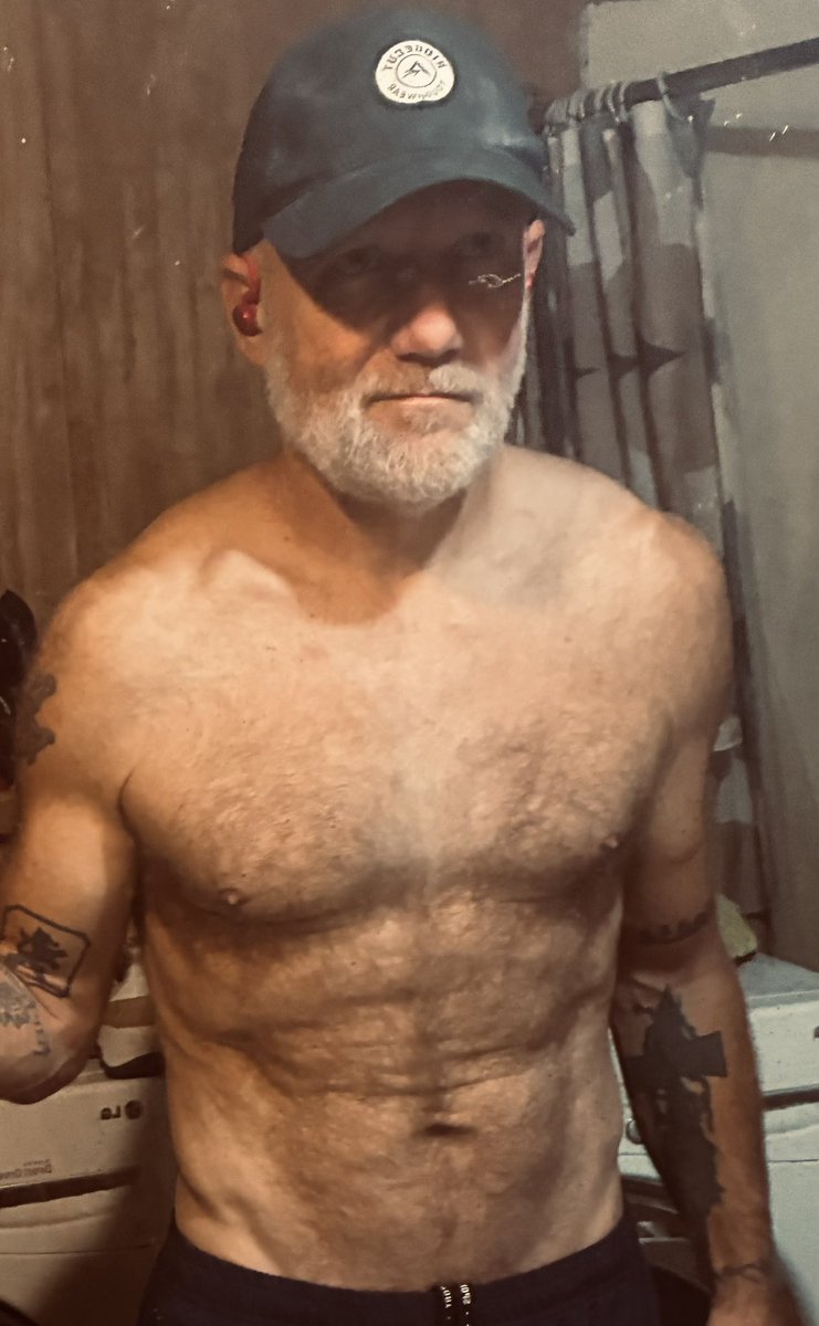 jeromewalls tweet media