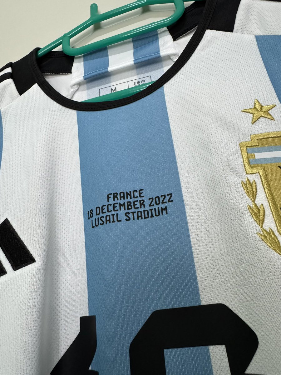 thekitmann's tweet photo. #jersey4sale

Argentina home world cup final 2022 aeroready BNWT
Size M Eur
NNS, MDT original dekographic
Patch HK correct version

OP : 3.000k nego https://t.co/GKx19clnhu