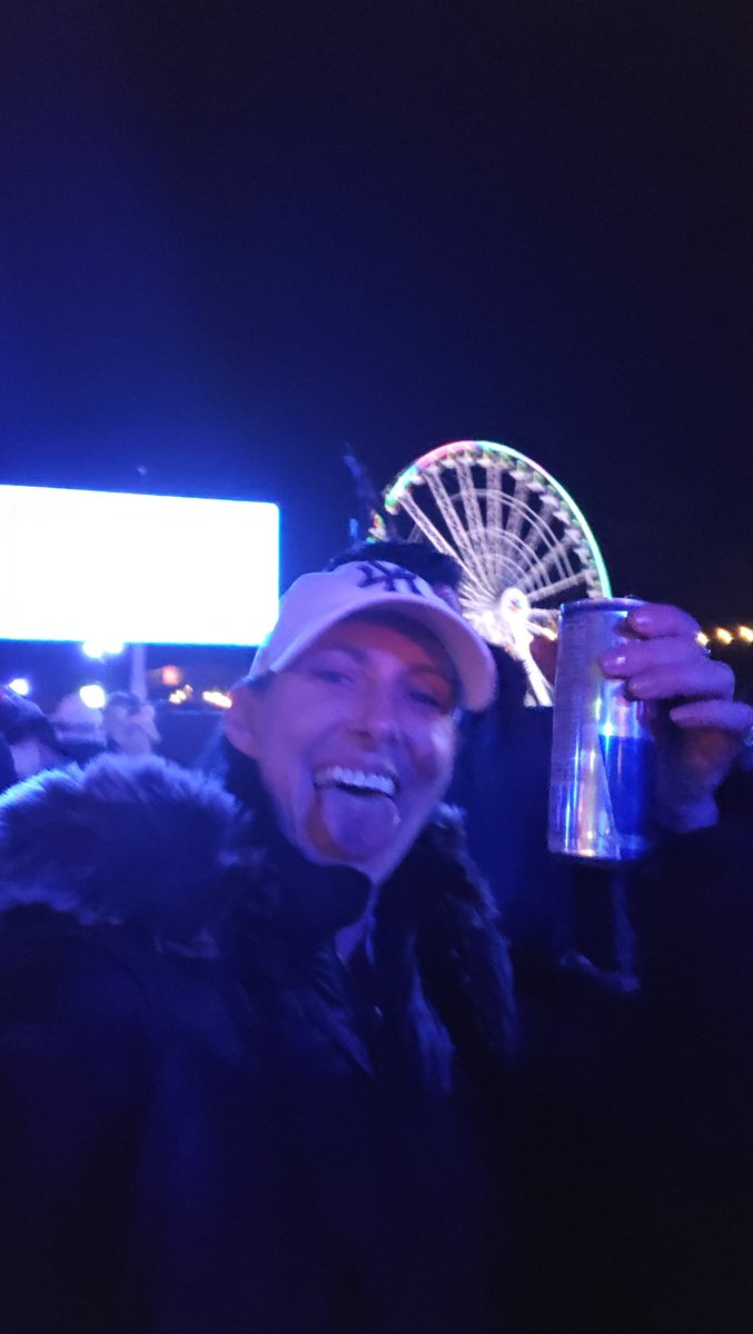 LeclairMandy's tweet image. Hey y'all! I'm looking for my real Facebook account...it has my family, my band, my artwork &amp;amp; more! Please DM me if found xox