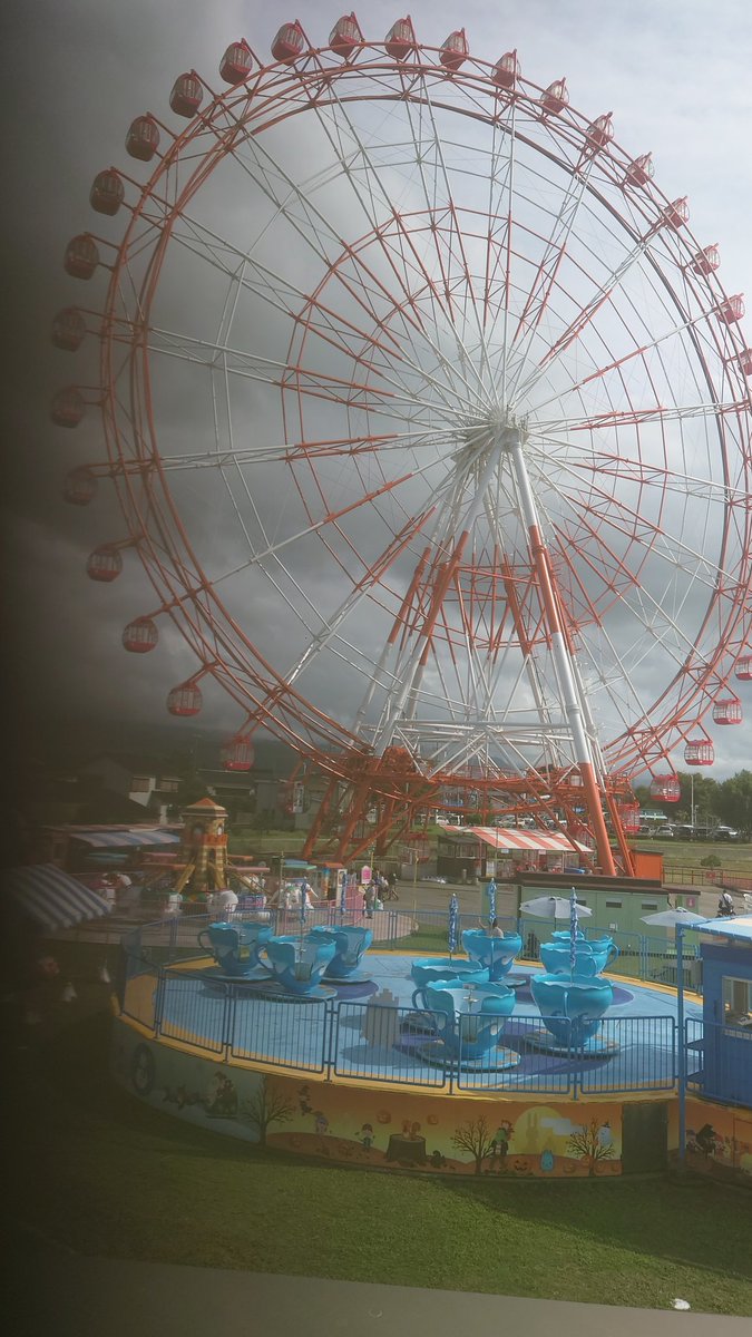 KayoAze154h's tweet image. 凛月が一人で観覧車に〜
吾輩、乗り遅れ^^;　
#こすぷれあくあみらーじゅ