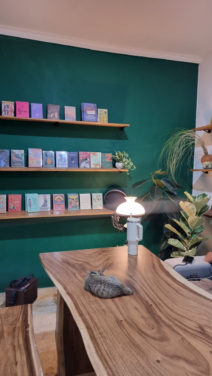 Awi Chin tweet media