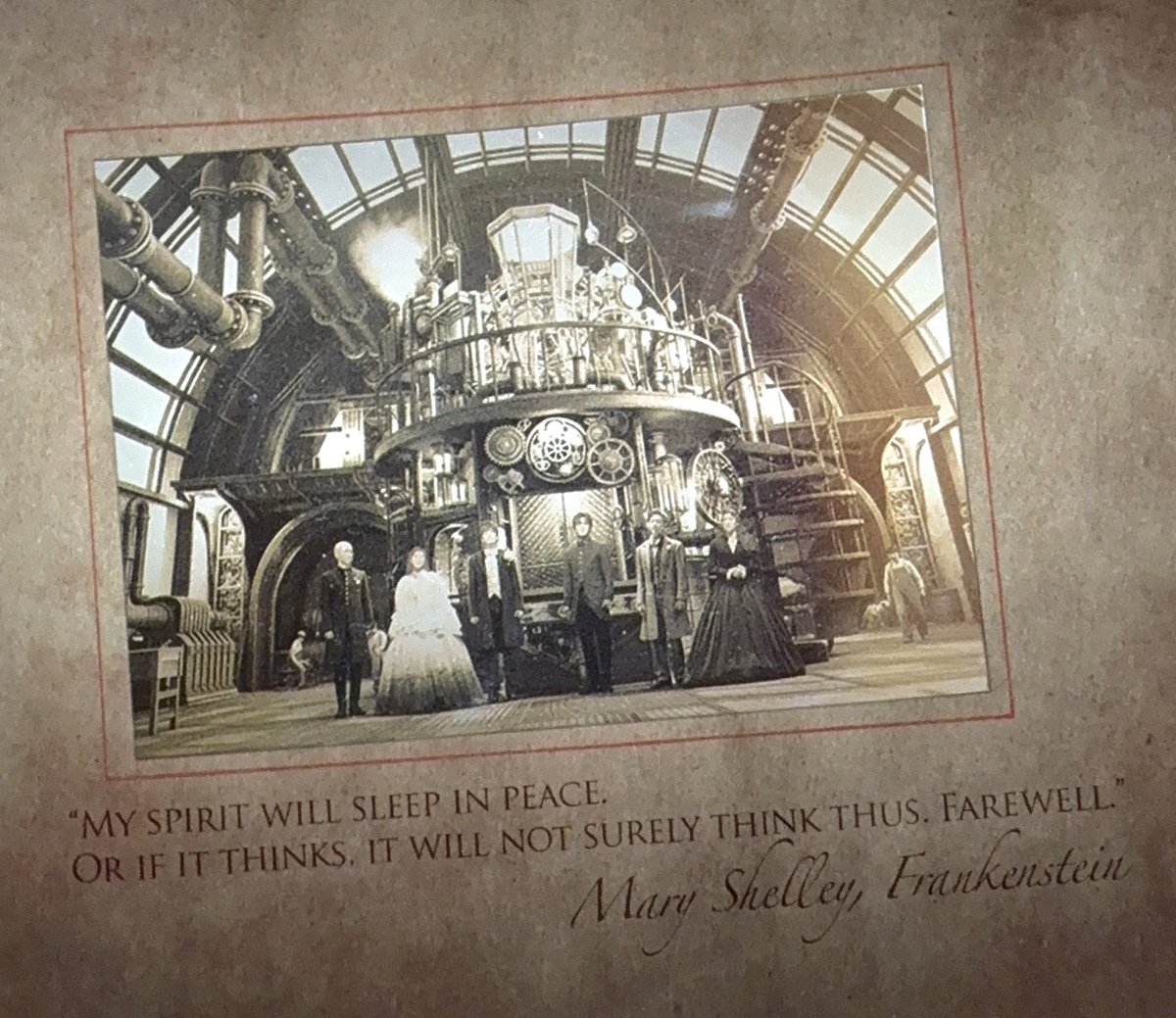 괴물? 북극? 무슨 소리하는거야 빅터,
실험일지 안 쓸거야?