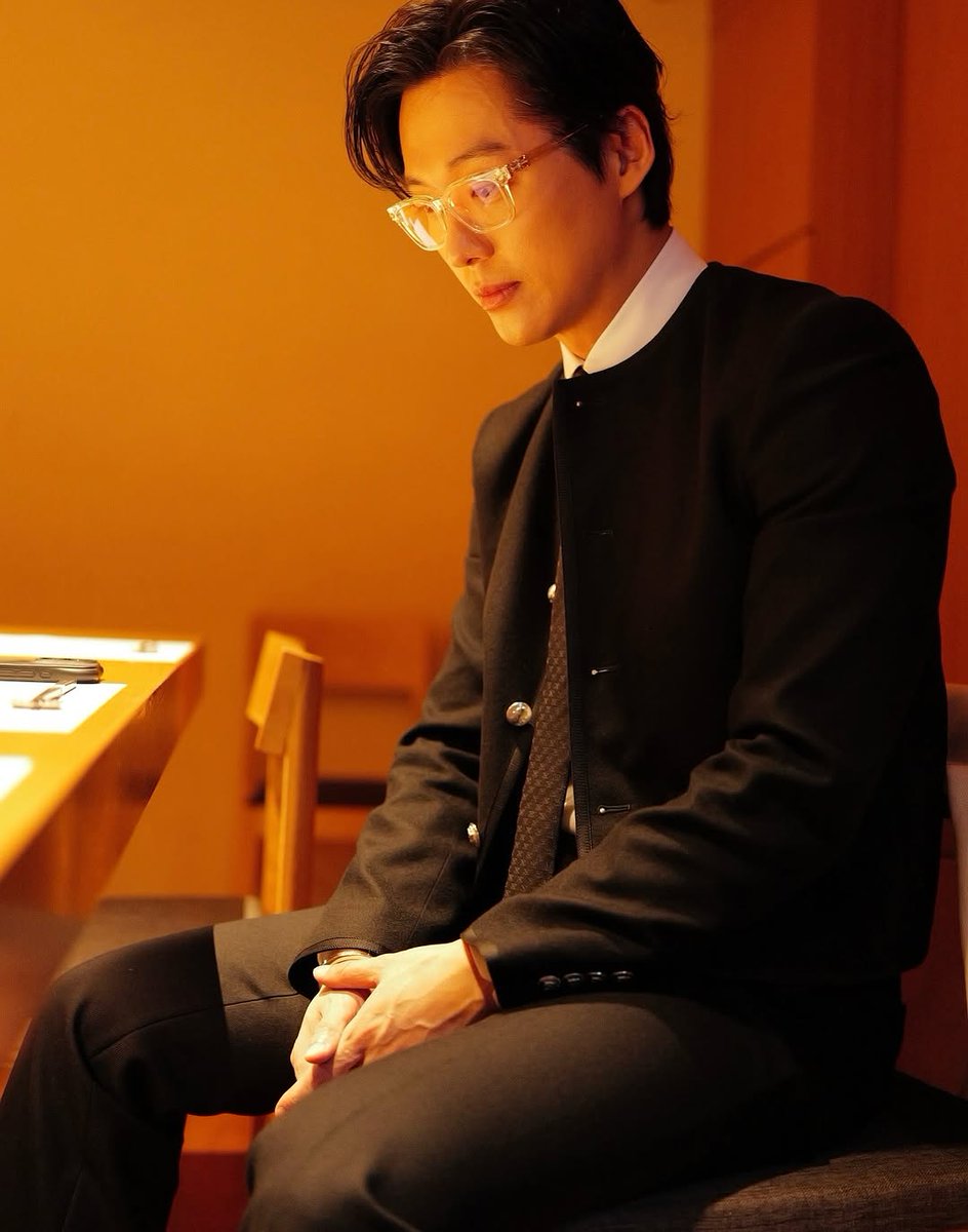민스타
영화 스틸같다