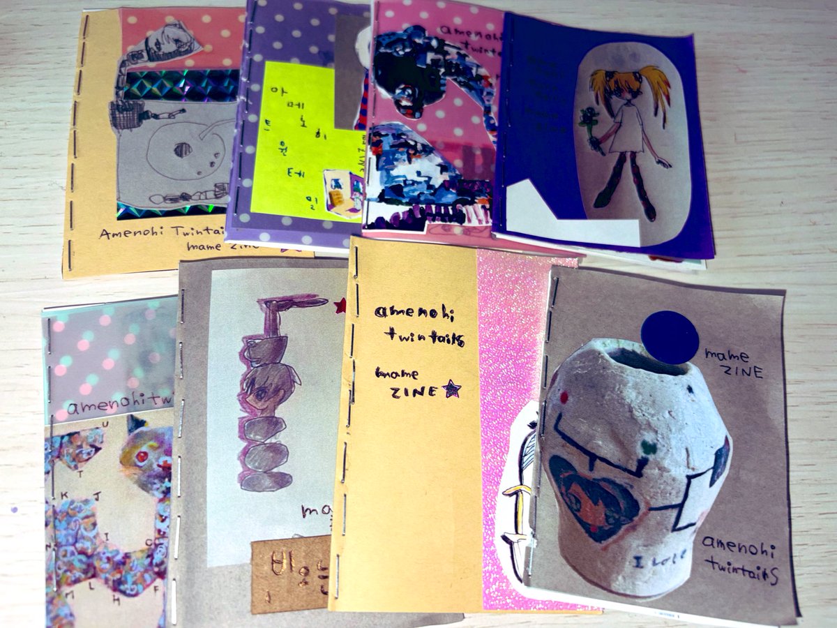 amepOnOnO's tweet photo. 明後日からの展示で売りますZineがやっとできました୧（･__・）୨
手のひらサイズ❥・・
 #蛹かるた https://t.co/UXWXKsYSNy