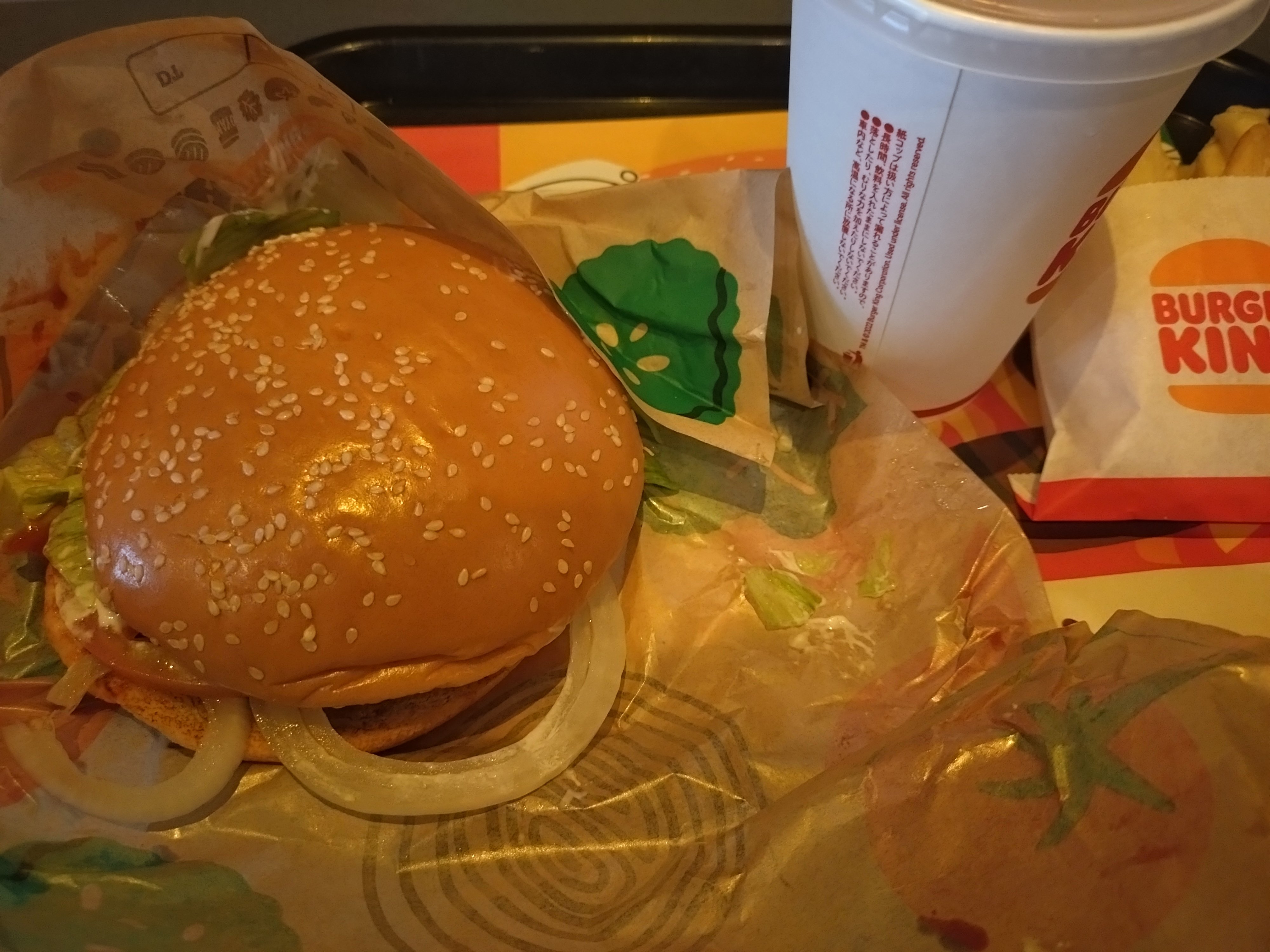 バーガーキングのコレクション 生まれ変わった“脇役バーガー”が新作登場！特製旨辛スパイシー