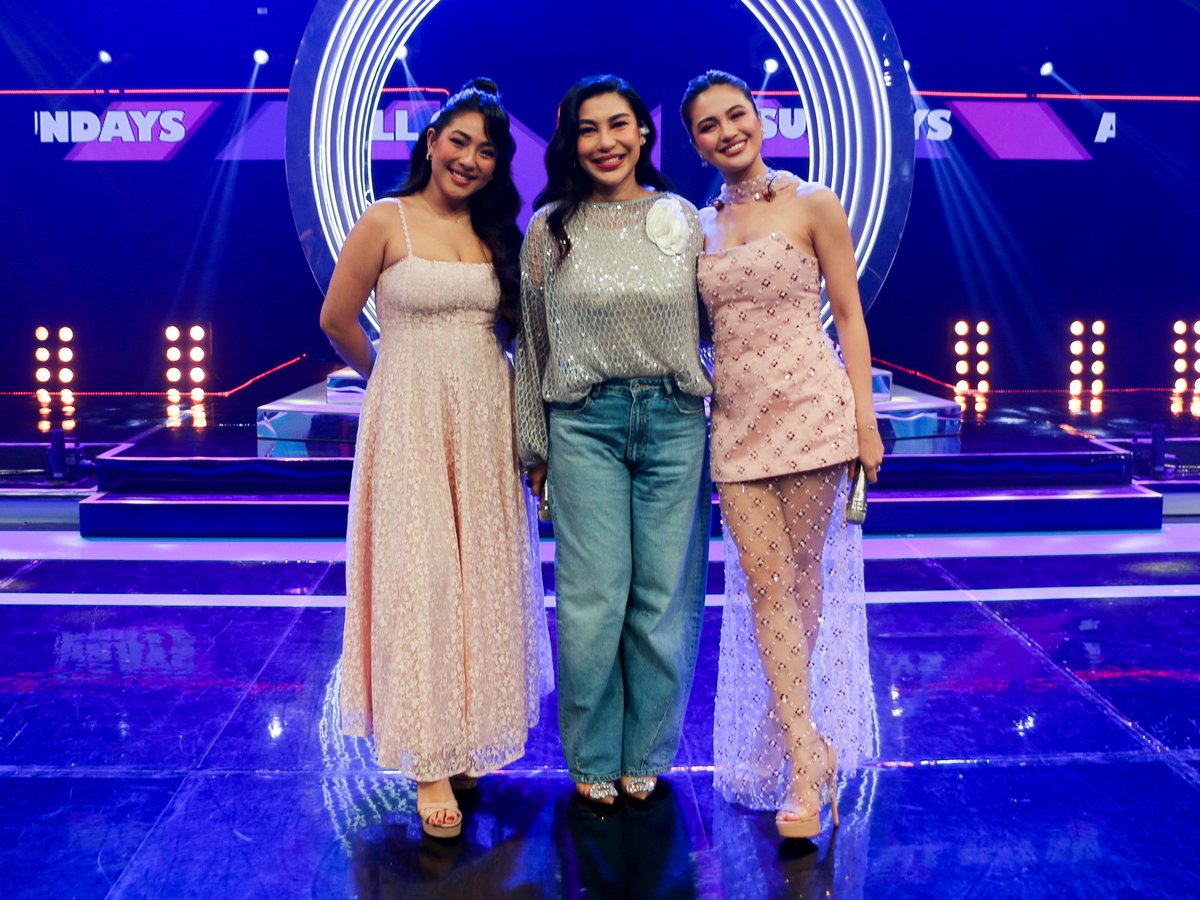 Lani Misalucha with Julie Anne and Rita moved hearts with "Aking Tatanggapin"! ❤️‍🩹  #AllOutSundays #AOSItsGivingSaya