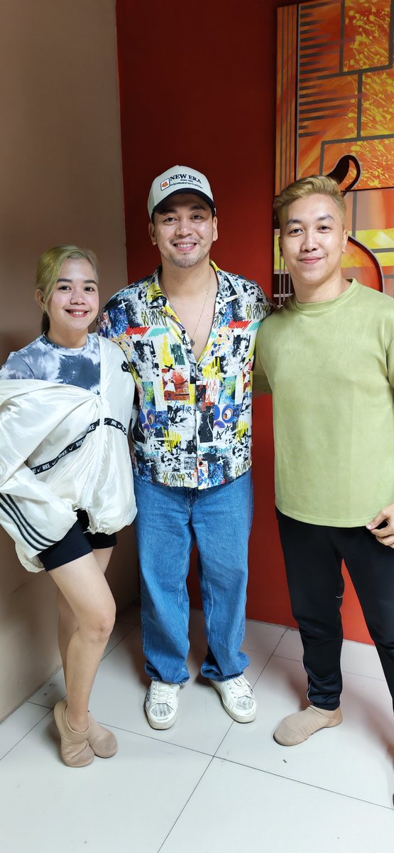powerduoDC's tweet photo. Still can’t believe we worked with THE Filipino Phenom! @sofroniovasquez 🔥💯🫶🏻❤️

 the very first Filipino and Asian winner of The Voice USA Season 26! 🇵🇭🎤✨

So kind and truly humble. Thank you so much po! 🙏💙
TO GOD BE ALL THE GLORY! 

#VoiceChampion #PowerDuo #AJHAandJERVIN https://t.co/1yZ8tA7Z6M