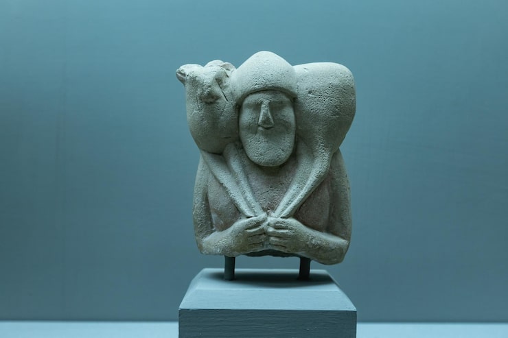 archeohistories's tweet photo. A "Kriophoros" figure, which translates to "ram-bearer" in Greek. This type of sculpture depicts a figure, often Hermes, carrying a ram or lamb on their shoulders. It commemorates the solemn sacrifice of a ram in ancient Greek religion, with Hermes Kriophoros being one of the god's epithets. The motif of the ram-bearer later found its way into Christian imagery, symbolizing the biblical "Good Shepherd".

These artifacts, typically carved from picrolite (a form of soapstone), are among the most famous examples of ancient Cypriot art. They are believed to represent a fertility goddess or a symbol of life and rebirth. What makes them so compelling is their stylized, minimalist design—a seated figure with a second, smaller figure suspended from its body. This design, which is found in numerous variations, is a powerful visual motif that has captivated archaeologists and visitors alike for decades.

Seeing these figures pop up again and again in different rooms and contexts truly gives a sense of the culture that created them. It highlights the importance of these symbols in daily life and ritual, showing how a single, powerful image could permeate an entire civilization. It’s a great example of how a museum’s collection can tell a cohesive story over time.

Cyprus Archaeological Museum, Nicosia 

#archaeohistories