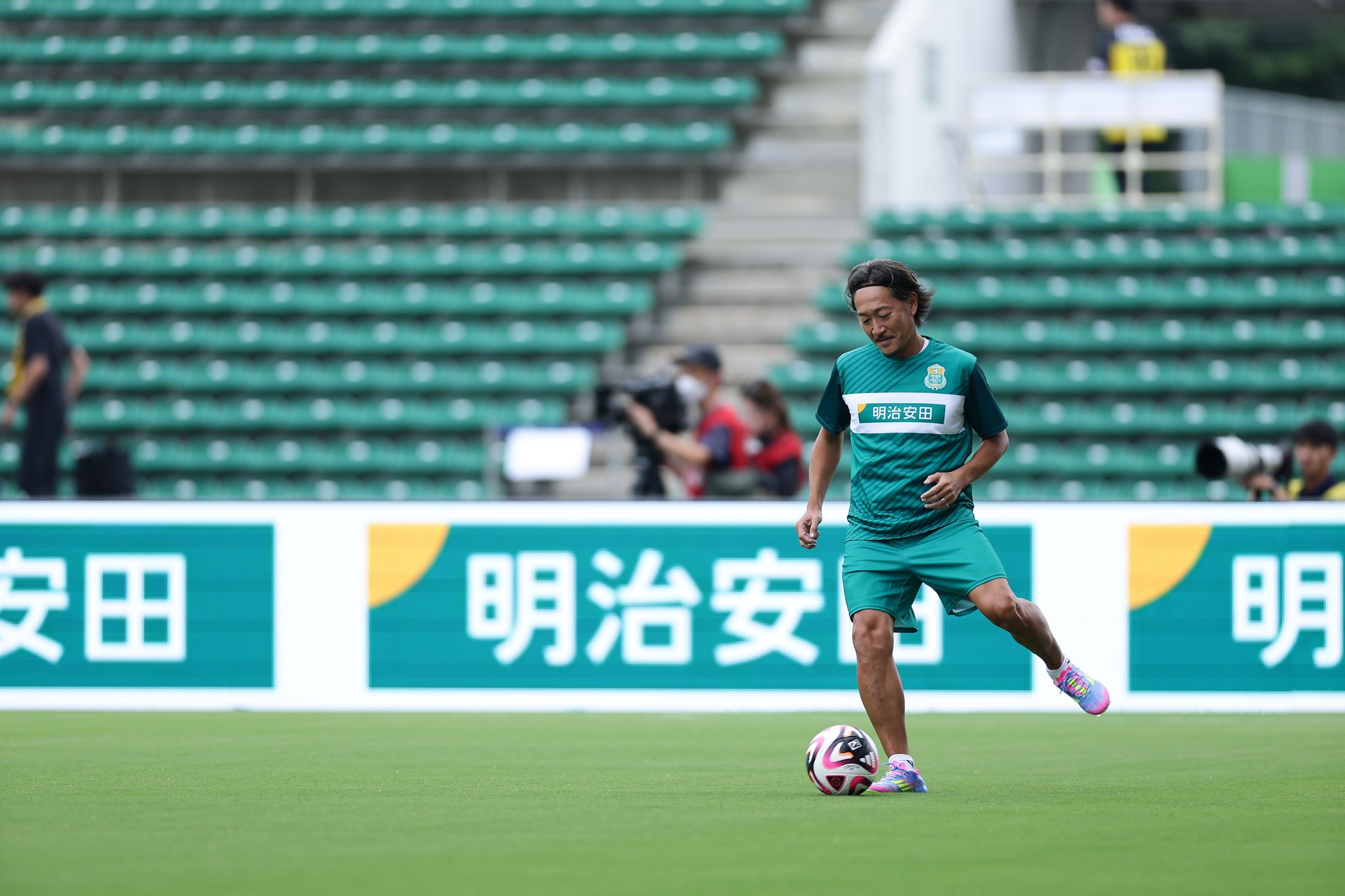 石川直宏選手サイン入りスパイク 石川直宏選手サイン入りスパイク 石川直宏 | サッカーキング