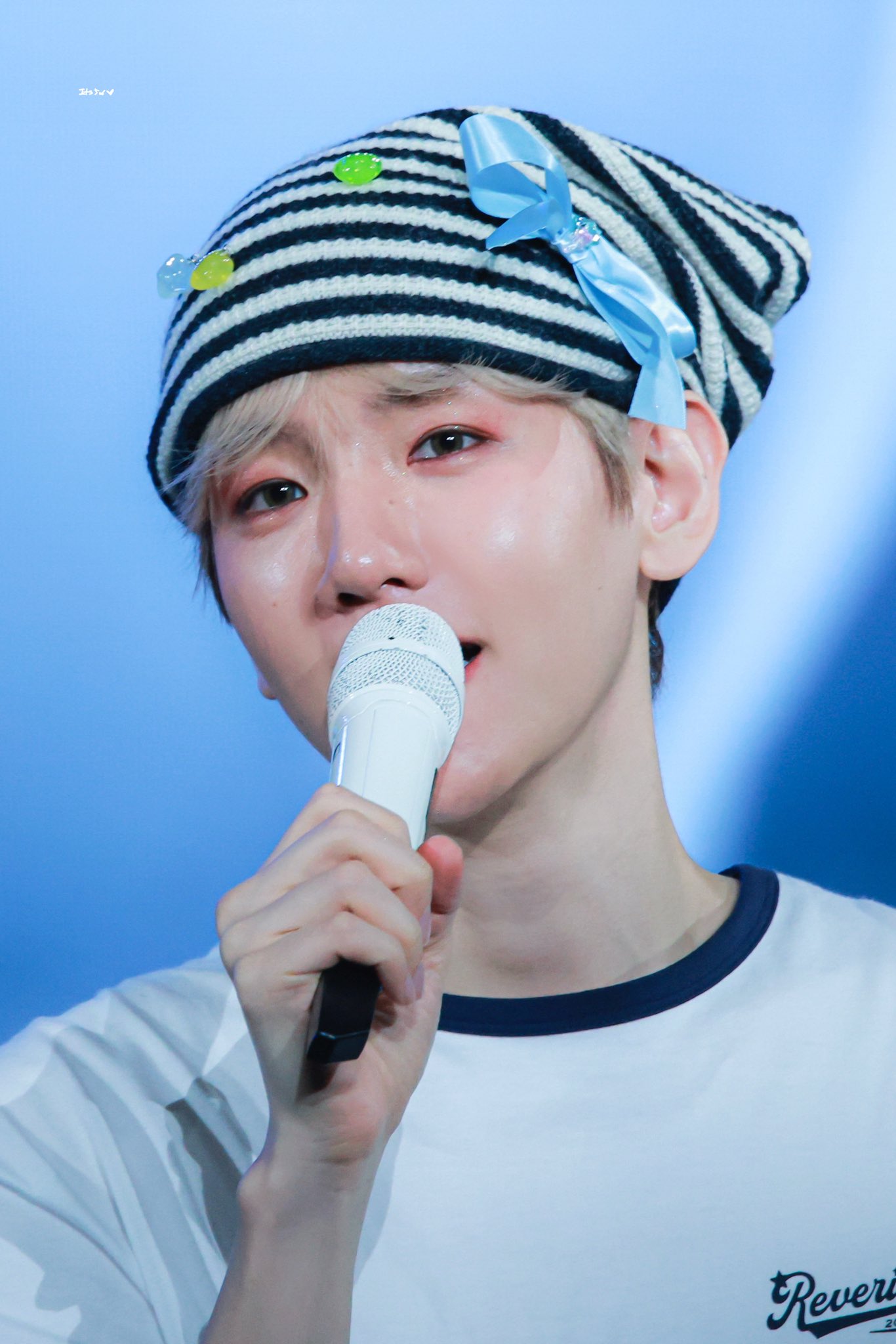 【백현 BAEKHYUN EXO】フレーム ネームボード オーダー ぷっくり 백현 BAEKHYUN EXO】フレーム ネームボード オーダー ぷっくり