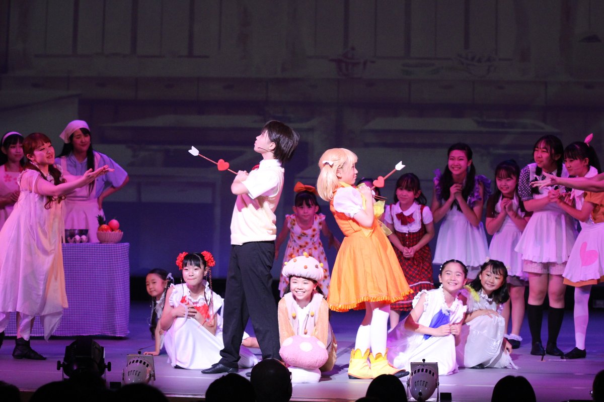 toypianomusical's tweet image. #ミュージカル #ルピカの魔女試験
9/22(月)19時より動画配信開始
ダブルキャスト「ペンダント」「フェザー」
各2,800円／セット 4,800円

『カンフェティ ストリーミングシアター』
●販売ページ（10/19まで）
confetti-web.com/@/tp2508_s
●ご利用ガイド
confetti-web.com/guide/streamin…

よっろしっくね～！