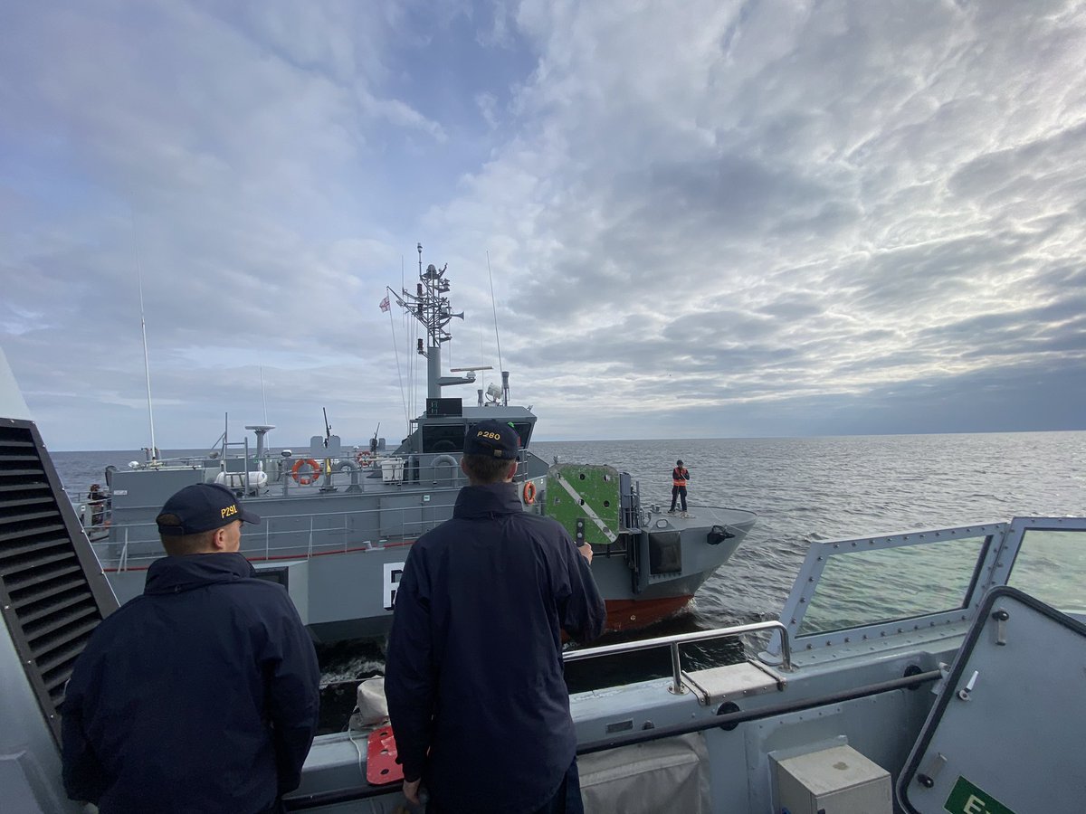 HMS Dasher tweet media