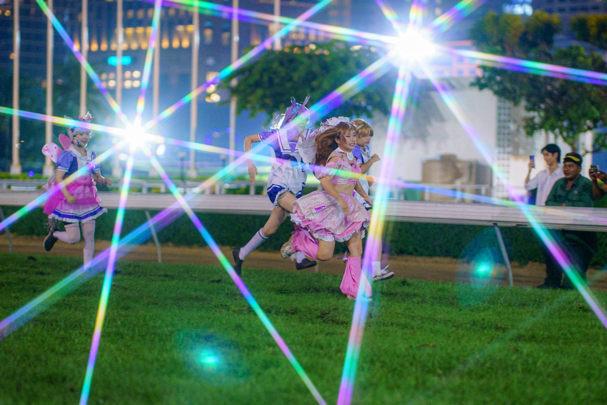 YokiSe3's tweet photo. ✨✨✨
#UmaMusume #ม้าแข่งไทย #Umathai #สนามม้าราชกรีฑาสโมสร #HAPPYTAIL_TH #UmaMusumePrettyDerby #Umazing #cosplayracing1 https://t.co/gKGxdn6pJO