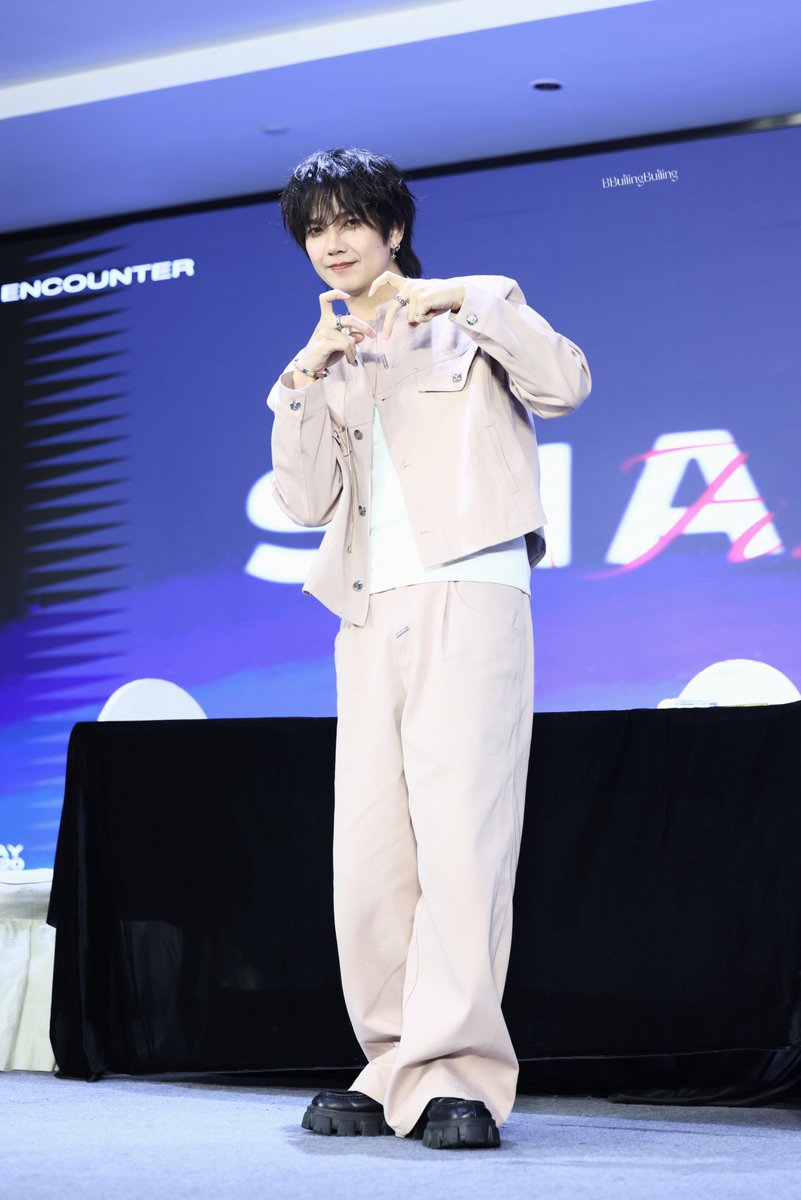 BBuilingBuiling's tweet photo. 250920 金建成上海Star Encounter签售会
Good Morning～🌞
Have a nice day ka～😃

WE BUILD WE WITNESS
#WithYourBuild 
#BuildJakapan #Beyourluve 
@JakeB4rever https://t.co/6w29ljHrML