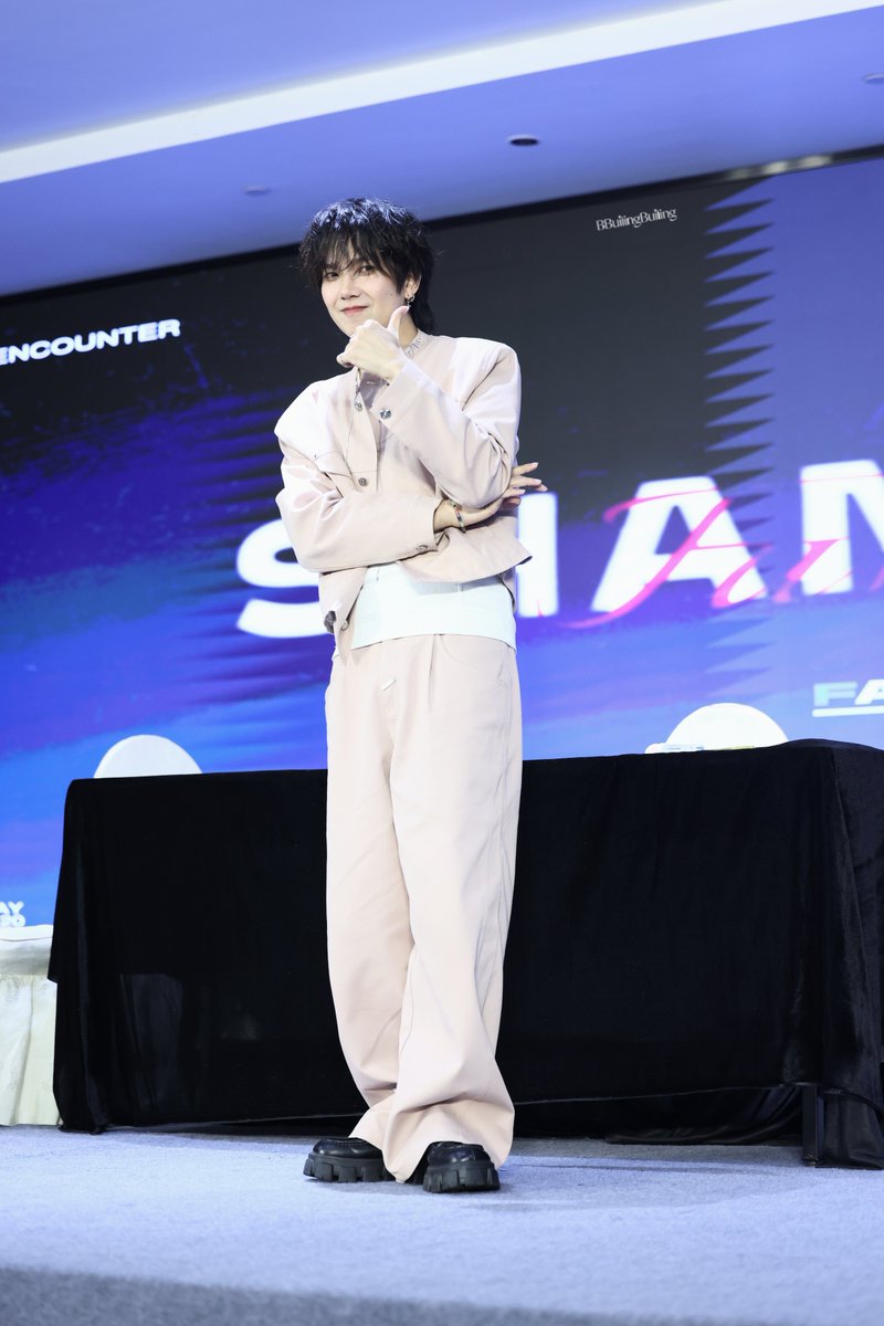BBuilingBuiling's tweet photo. 250920 金建成上海Star Encounter签售会
Good Morning～🌞
Have a nice day ka～😃

WE BUILD WE WITNESS
#WithYourBuild 
#BuildJakapan #Beyourluve 
@JakeB4rever https://t.co/6w29ljHrML