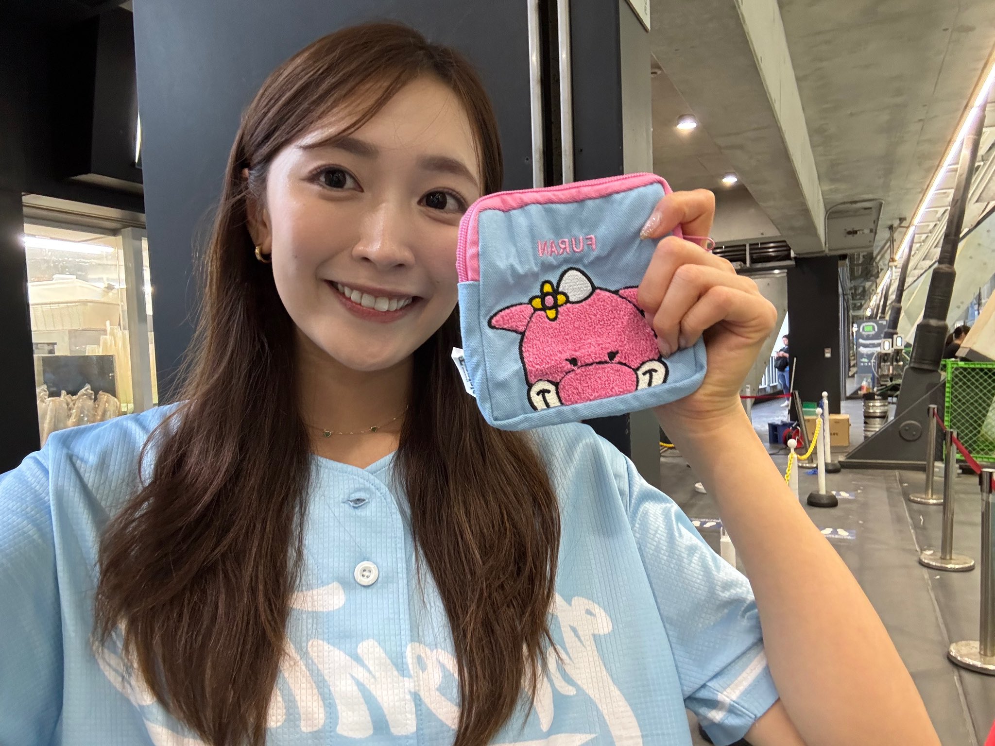 ありさ 暑さ厳しい中、どうお過ごしですか……？ みんなが健康で楽しく