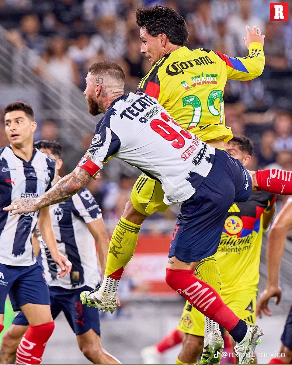 gossip girl. 💘 tweet media