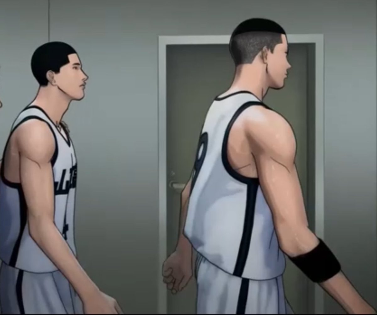 둘이 당장이라도 손 잡을 것 같음