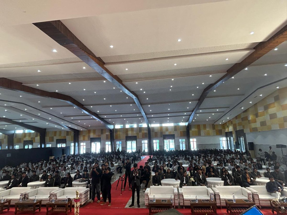 STPICoimbatore's tweet image. Dr.@Jinubala_VAddl. Dir. @CoimbatoreStpi delivered special address at inauguration of &quot;R-TALKS” on 20th September 2025,at Rathinam Technical Campus, Coimbatore.