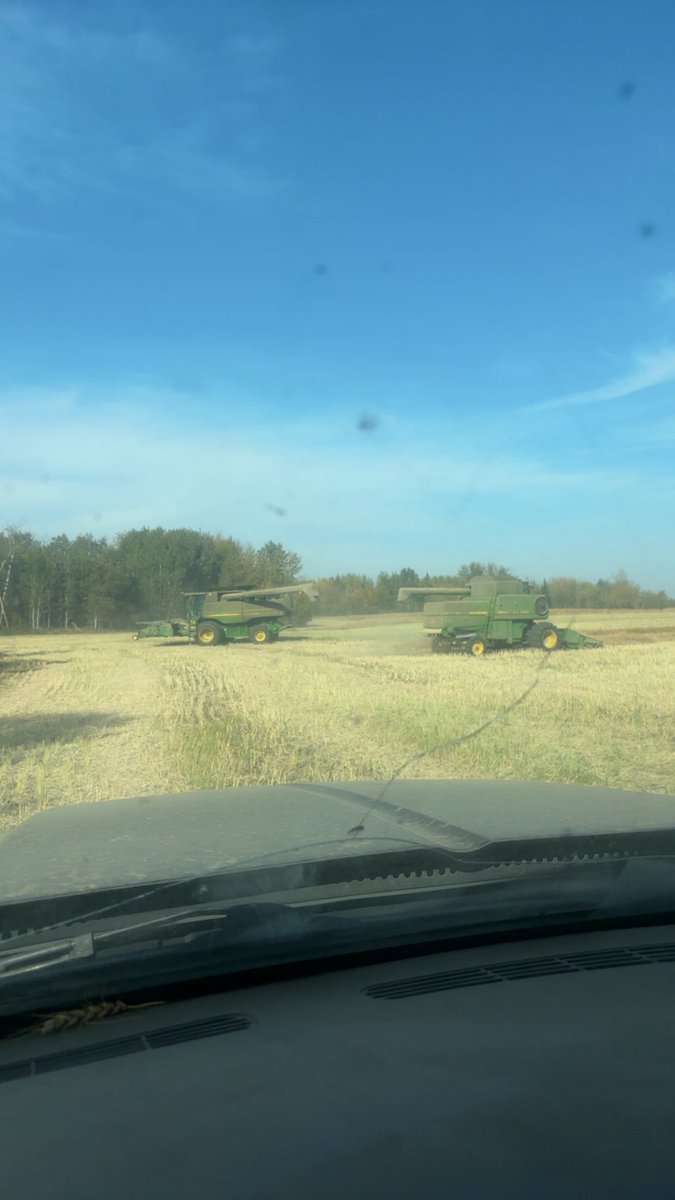 That’s a wrap. Insanely thankful for mom and dad who were out a tonne this year with alot of long hours to help me get it finished. And to my awesome wife <a href="/themiddlenoble4/">Cara Noble</a> (CPA) for being an excellent combine pilot