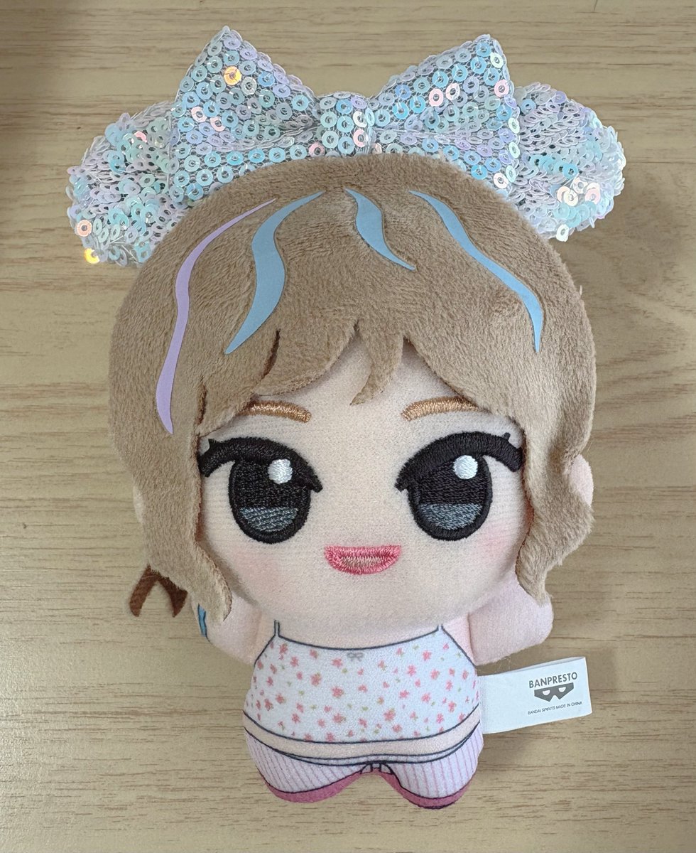 このミニカチューシャ、ストラップとして使おうと思っていましたが