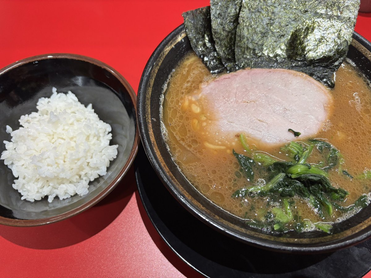 約20日ぶりの野呂家本店さんで、ラーメン＋小ライスを🍜🍚😋
#青森野呂家