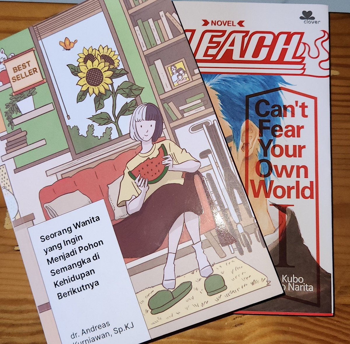 ruushdeey's tweet photo. Really happy with two books that I finished this week https://t.co/mSxKjy1kwW