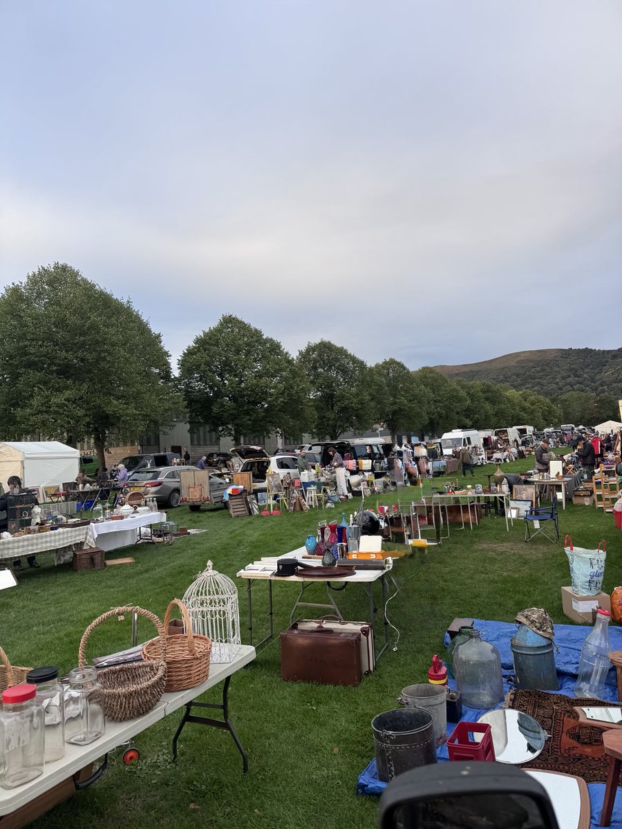 I’m sitting in the front of the van, this is my view. Malvern hills in the background. I’m pleased to say we’ve sold a couple of chests of drawers already 👍