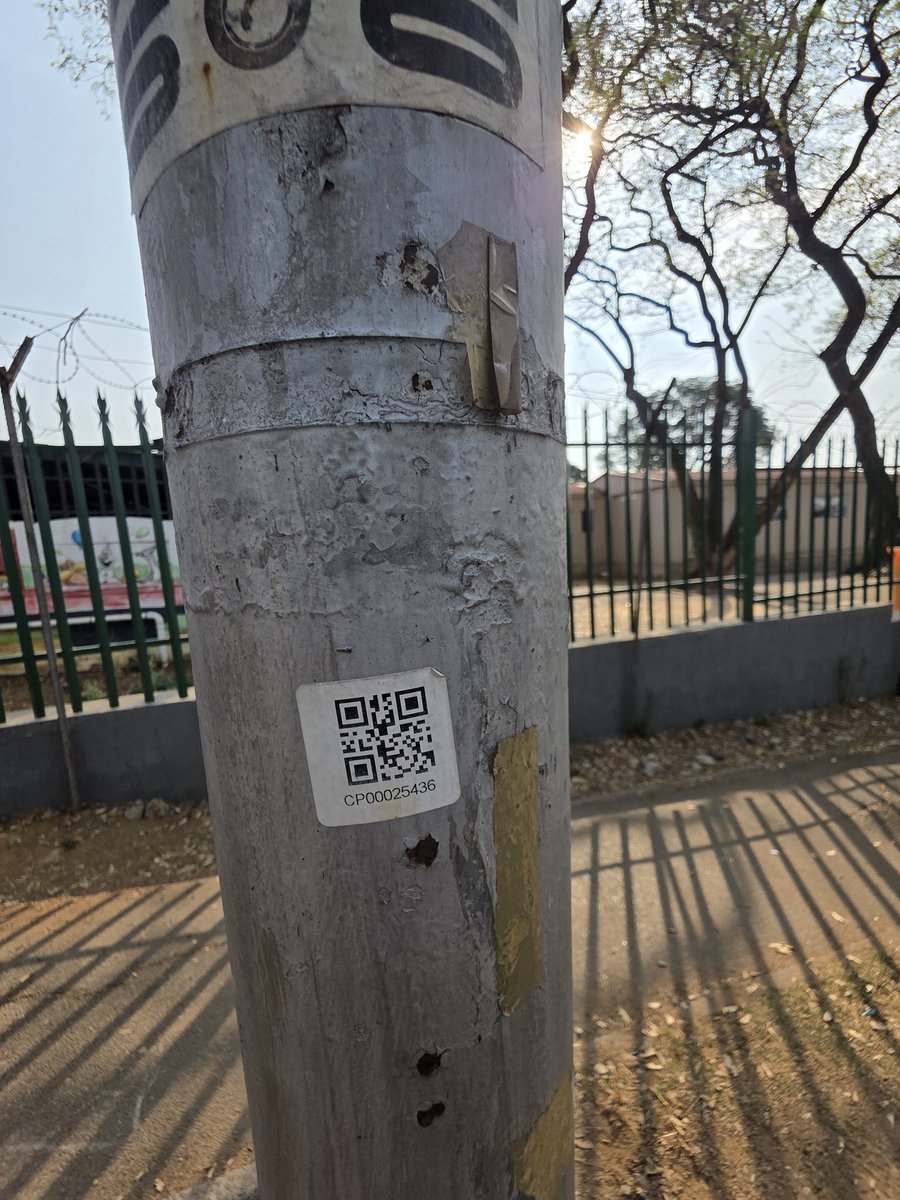 kassienikesh's tweet photo. @CityPowerJhb Please help with logged request CP3401810. The cable that supplies my house with power has been stolen early Saturday morning.  Call logged Saturday morning but no response yet. https://t.co/F93VPcbZr3