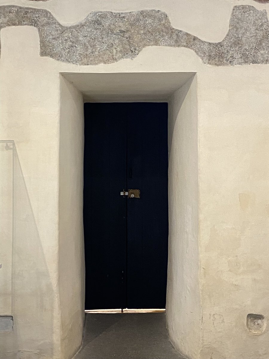 marmndoza's tweet photo. Ok, 
Fascinación número 3 
Las puertas 🚪, inexplicablemente las puertas ! 
Alguien también ama las puertas ? 

#lovethedoor
#Doors 
#love https://t.co/AGij6xbtHp