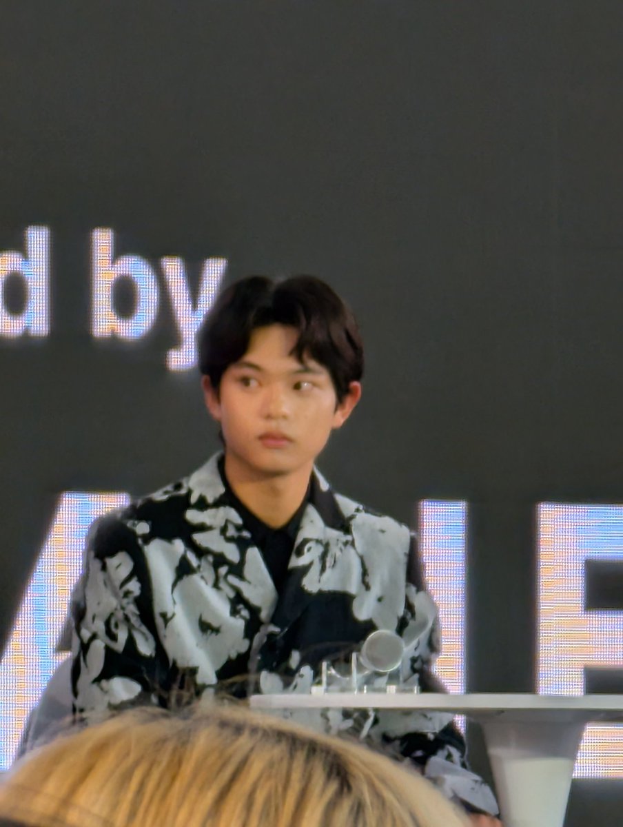 黒川くん一生懸命質問に答えてかわいい