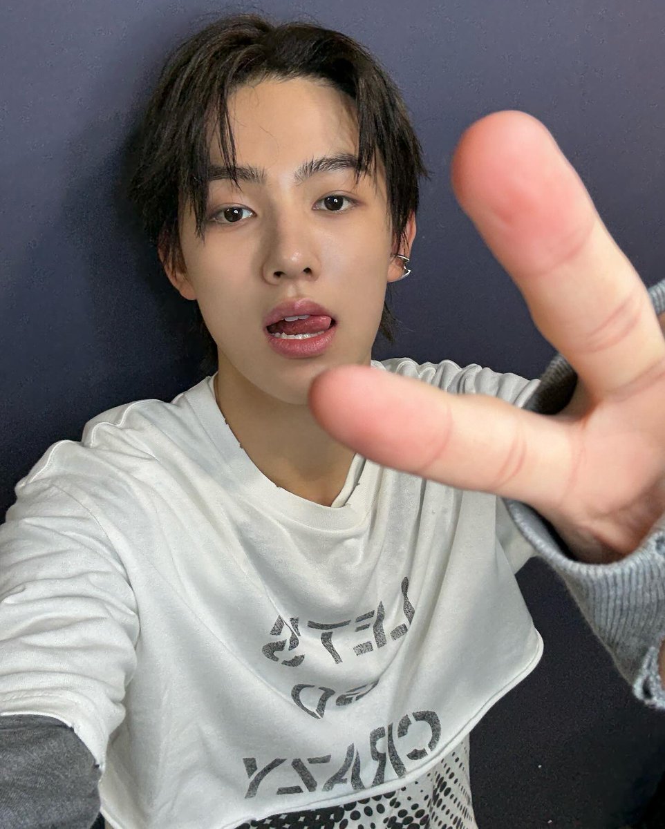 seonghyeon pics tweet media