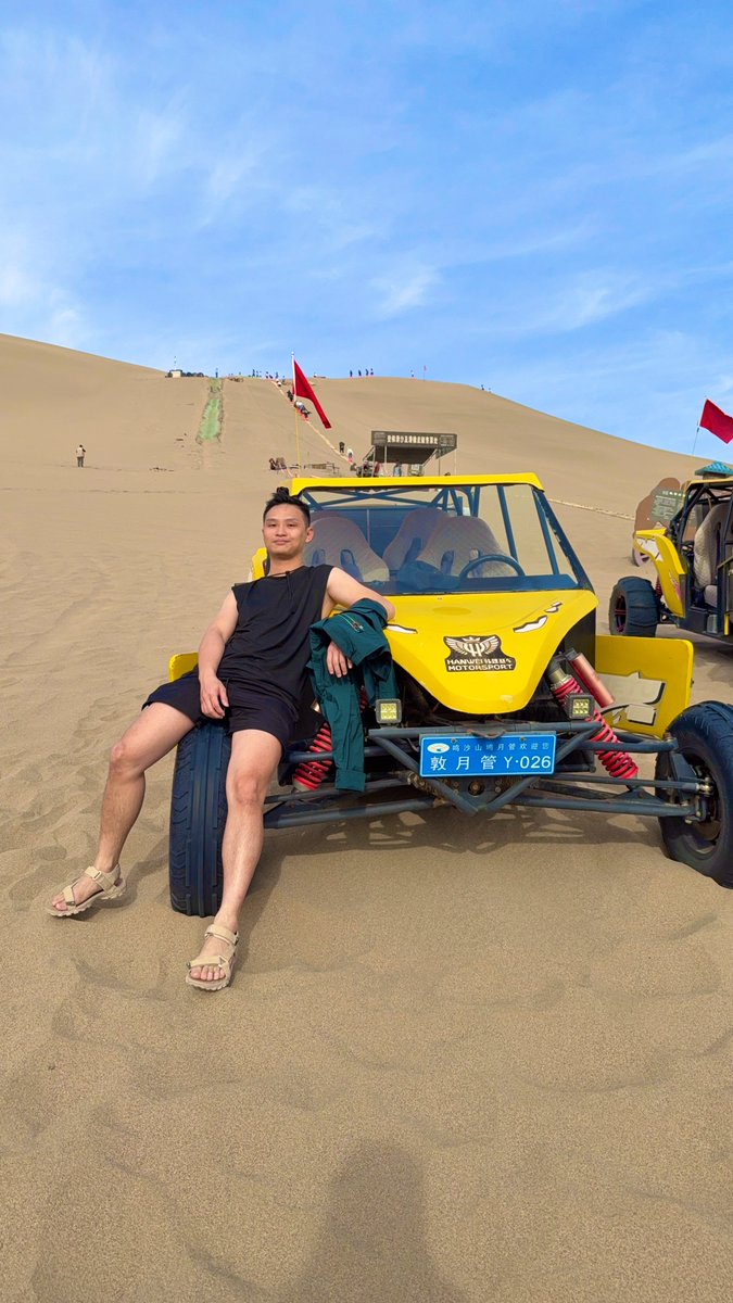 hoelykok's tweet photo. Wanna go a ride? https://t.co/CfrDhF5BFg