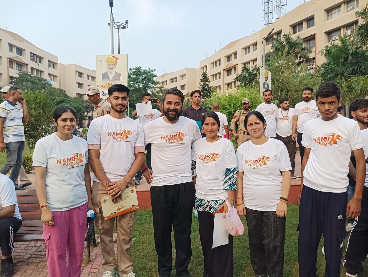sonikasdutta's tweet photo. Today, I proudly participated in the #NaMoYuvaRun75. 🏃‍♂️🇮🇳
Under the visionary leadership of PM Shri @narendramodi Ji, India’s youth are shaping our nation into not just the world’s largest democracy, but the most vibrant one. ✨ https://t.co/JktW1vNbhX