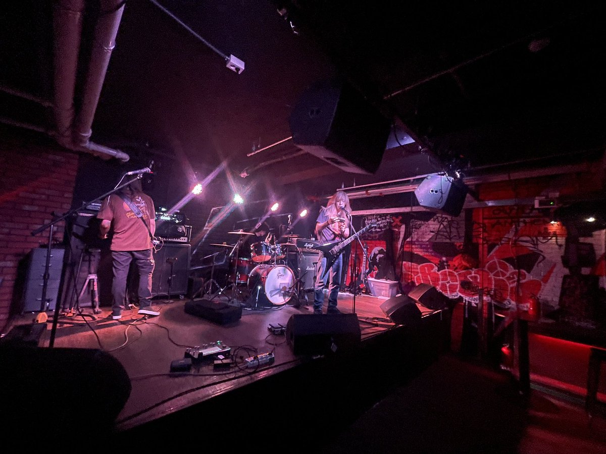 methodmetal's tweet image. 쾌적해진 FF클럽 !!
오늘은 ANGEL OF DEATH@FF 출격!

2025/09/21 (SUN) 5:00pm 🔥🤘🤘

#메써드 #ff