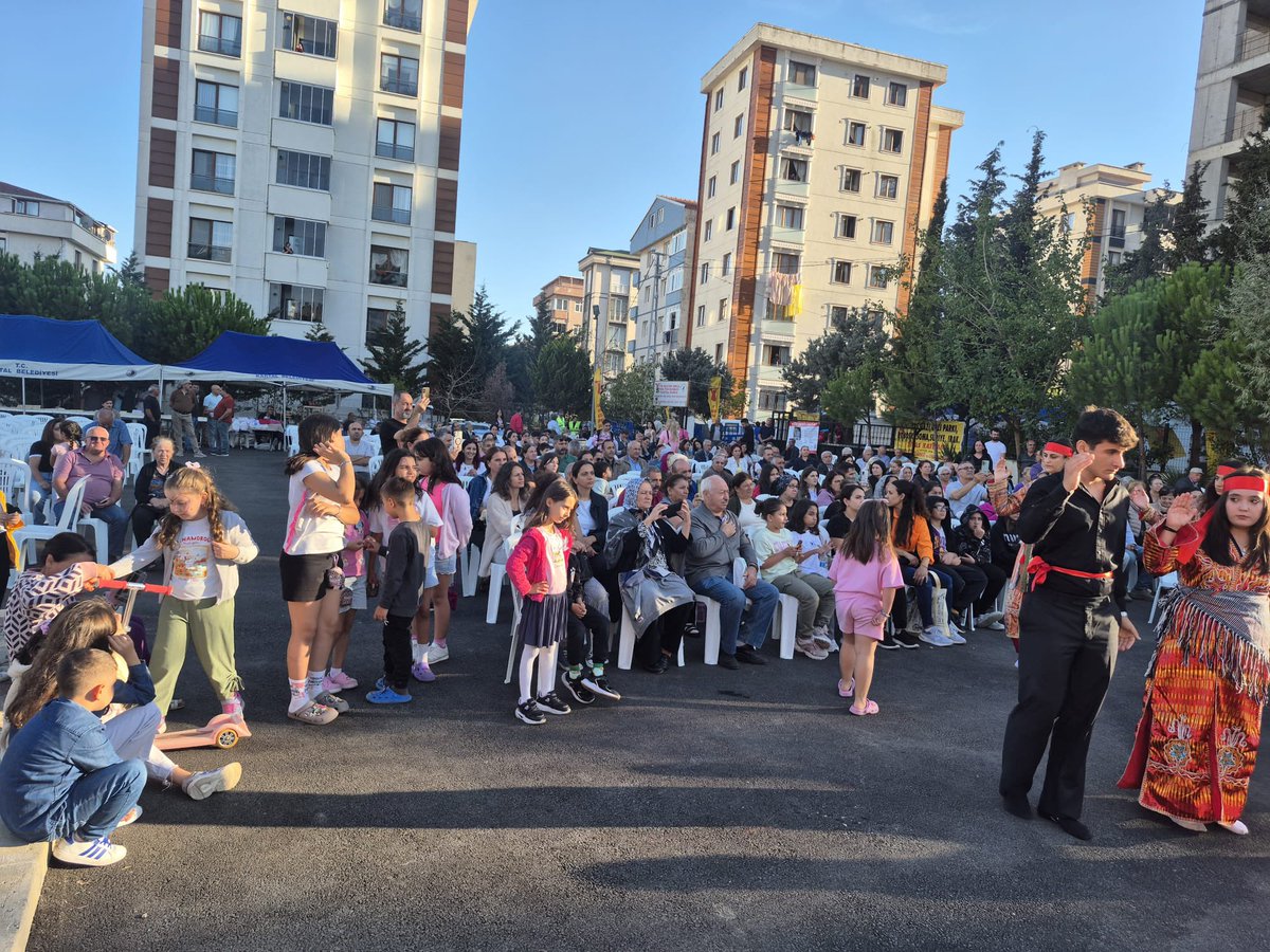 6. Pir Sultan Abdal Anma ve Kültür Festivali

Pir Sultan Abdal Kültür Derneği Kartal Şubesi’nde dün başlayan anma ve kültür festivali bugün sona eriyor.

Deyişler, semahlar ve muhabbetle Pir Sultan’ın nefesi bir kez daha yankılanıyor.

#AleviGündemi