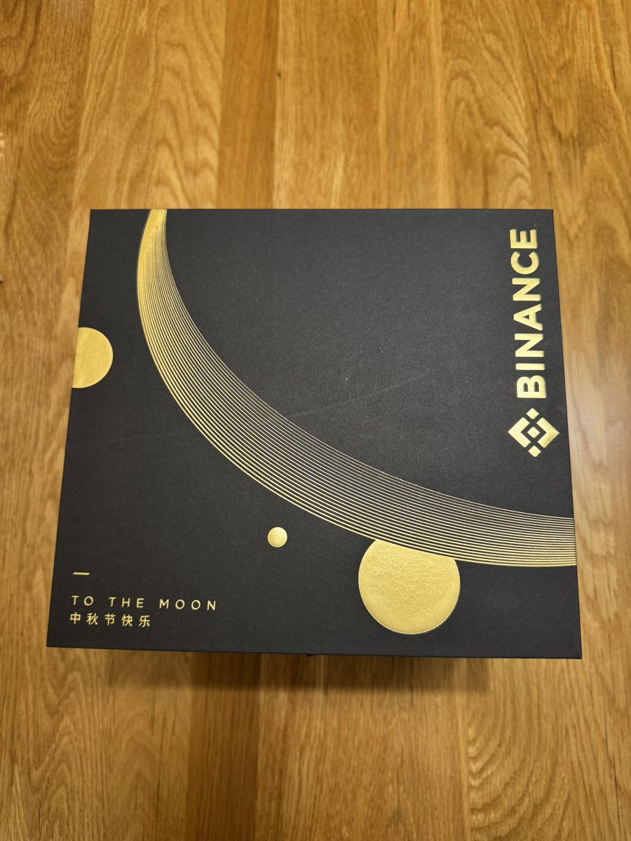luoquecrypto's tweet image. 第一次收到币安的礼物 @binancezh