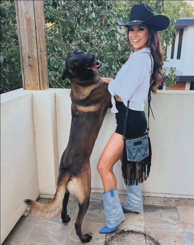 avajoy507's tweet photo. We need some $PAWS Invite Links 🐾🐾 Would you please drop yours in the comments below 👇🏻 

Let us boost your $PAWS Balance 
Follow @PAWS_Vibess for more updatesNew mega links available ask for price menu👇 to purchase content 
https://t.co/0u5KgTOKA4 https://t.co/xXxxj0b0tm