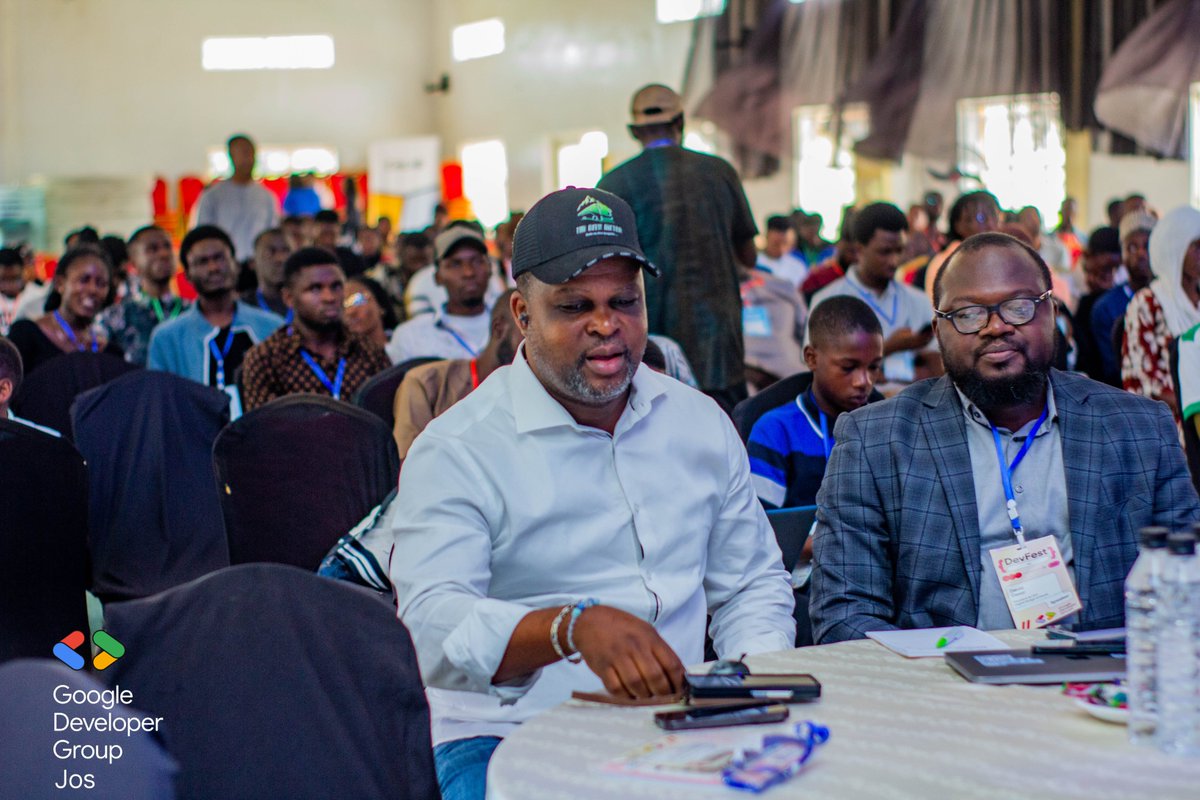 Samuel Gwott tweet media