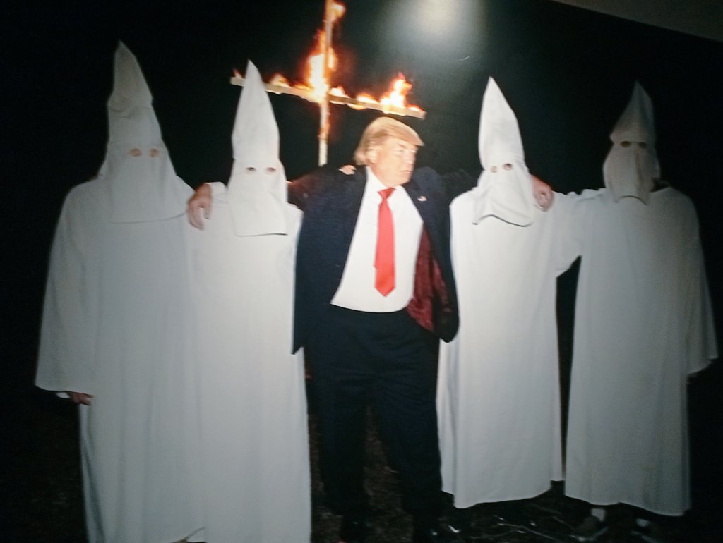 Ahir vaig anar al <a href="/LandArtAndorra/">L’ANDART 25</a> a l'Hotel Pol de Sant Julià i em va encantar. L'espai i la proposta.
L'enhorabona <a href="/Pere_Moles/">Pere Moles ———</a> i a totes les institucions i empreses implicades.
La imatge que comparteixo és un dels molts impactes que et dóna la visita.